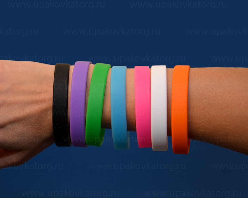 Пример силиконовых браслетов разного цвета
