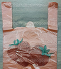 Персиковый пакет-майка с клубничкой